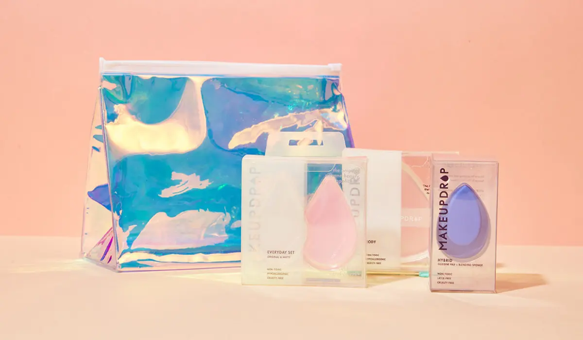 purse and cosmetics designed by Zenpack
