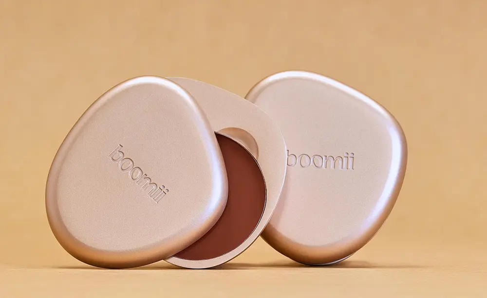 Boomii sustainable refillable balm case system