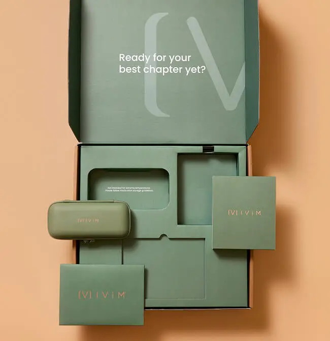 Custom IVIM unboxing kit for a new product launch, featuring structured green paper inserts and a branded product case against a terracotta background, illustrating Zenpack's packaging strategy and engineering.